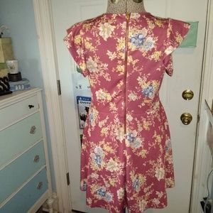 Xhilaration,XXL, mauve floral, skater style.